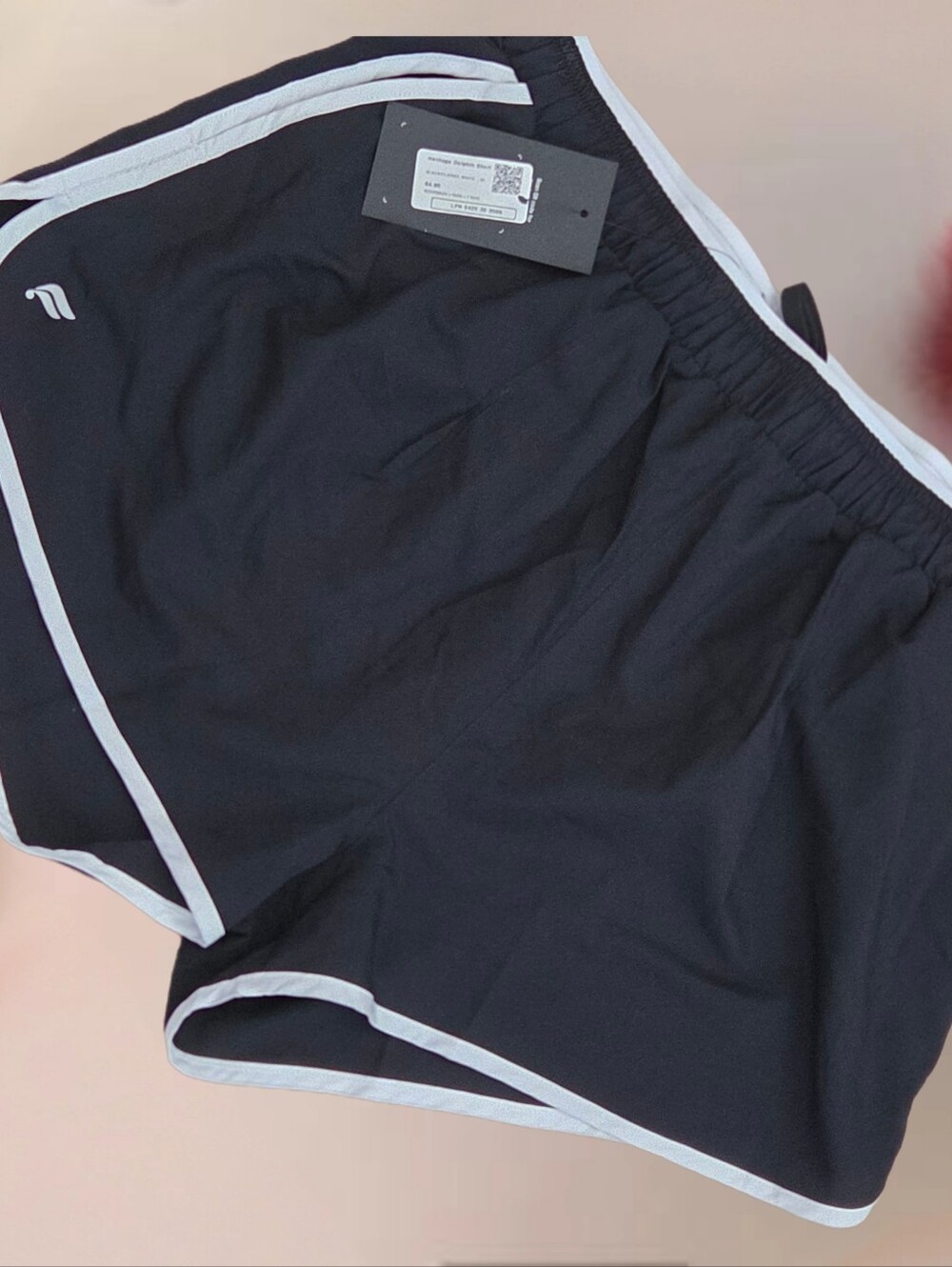 New Fabletics active shorts Women size M